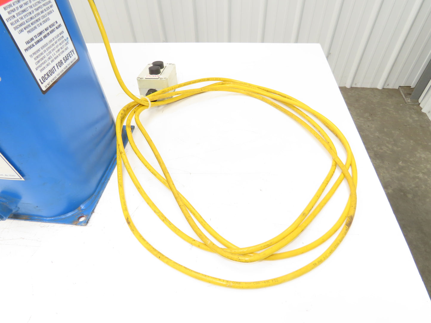 Eaton Vickers Hydraulic Power Unit 5 Gallon Tank 1.44GPM 2500PSI 460VAC