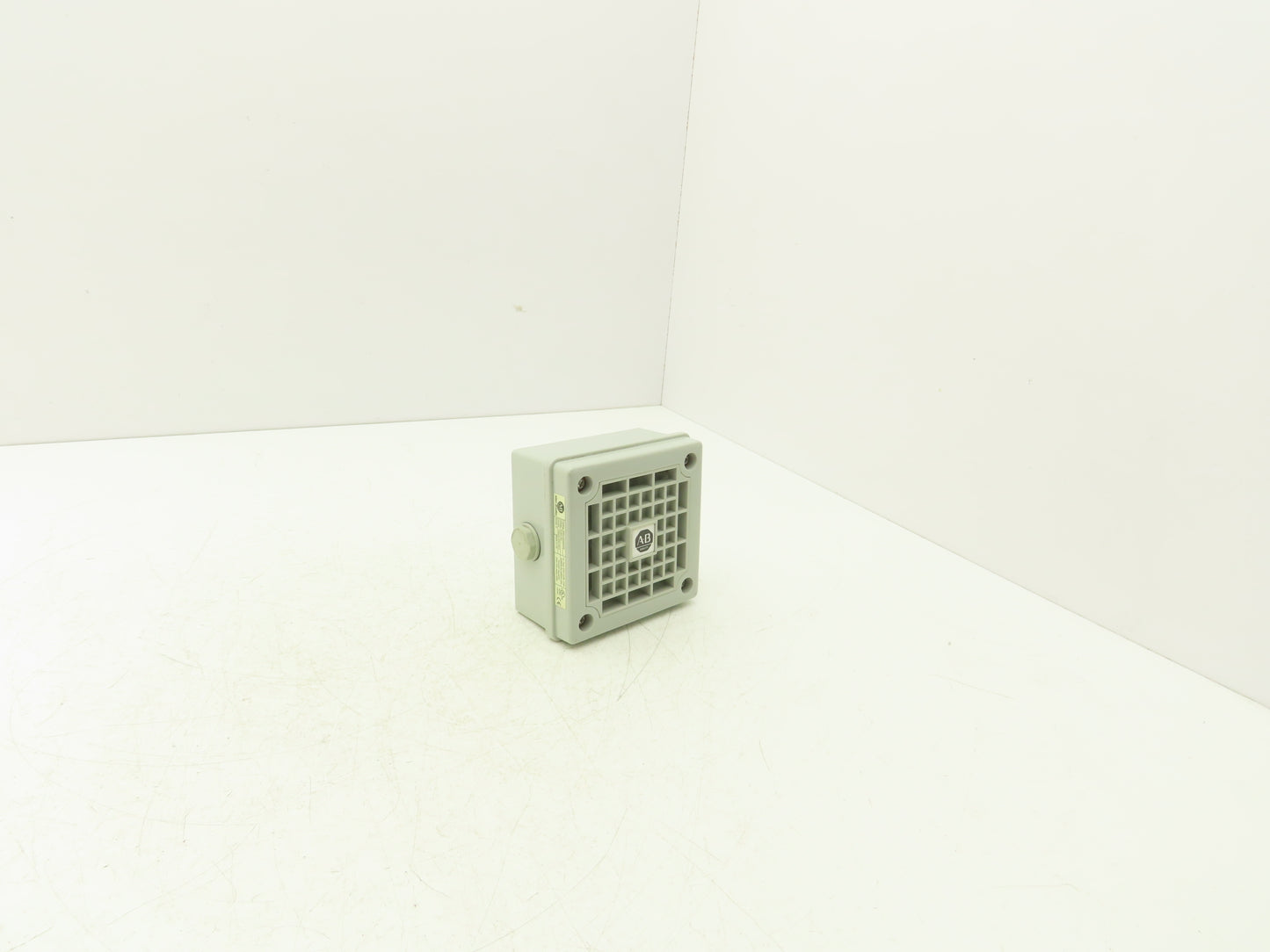 Allen Bradley 855H-SG30GPE General Purpose Enhanced Horn 113dB Tone 10-30VDC