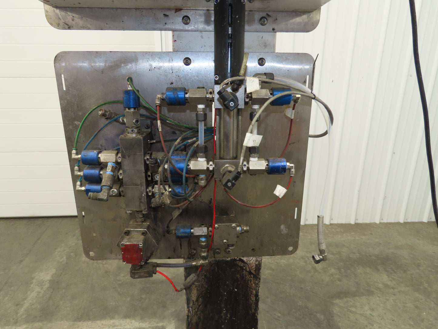 Binks E2L-125201 Gems Mix Solutions 5-Color Paint Proportioner System Read Desc