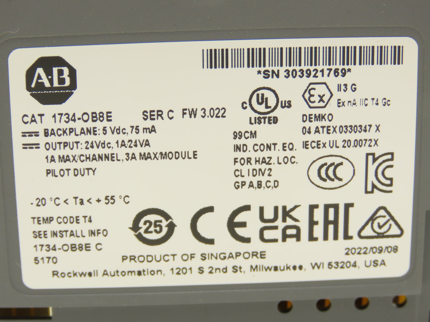 Allen Bradley 1734-OB8E PLC I/O Digital Output Module 8 Point 24V Ser C FW 3.022