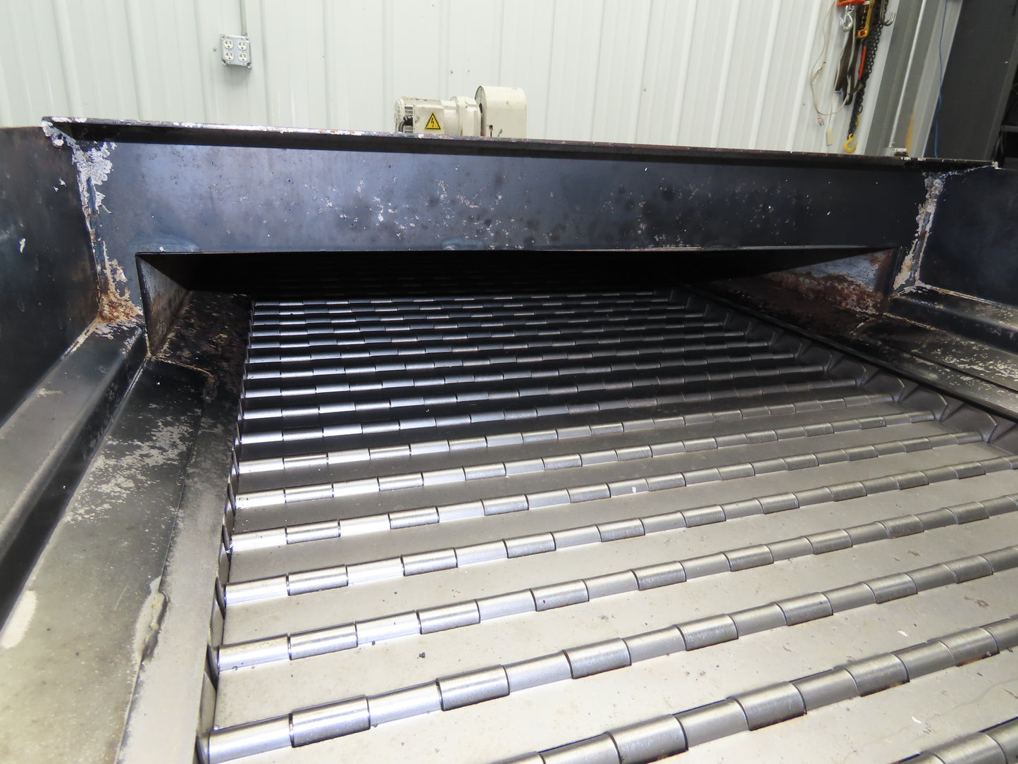 Enomoto BEA MA-500H Flat Chip Conveyor 20" Belt 40" Infeed 220V 3PH 9' 2"OAL