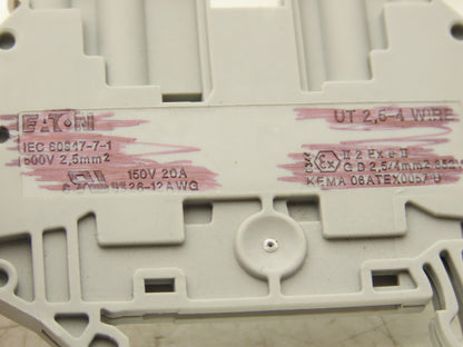 Eaton UT 2.5-4 Feed-Through Terminal Block Gray 4 Wire 150V 20A 2.5mm² Lot of 60