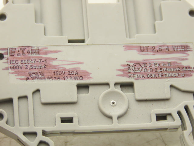 Eaton UT 2.5-4 Feed-Through Terminal Block Gray 4 Wire 150V 20A 2.5mm² Lot of 60
