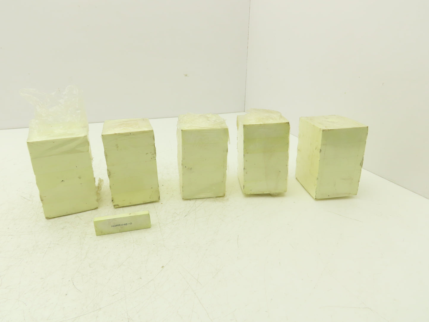 Norton Fine Stone Sharpening/Finishing 20mm x 8mm x 64mm Rounded End Lot of 250