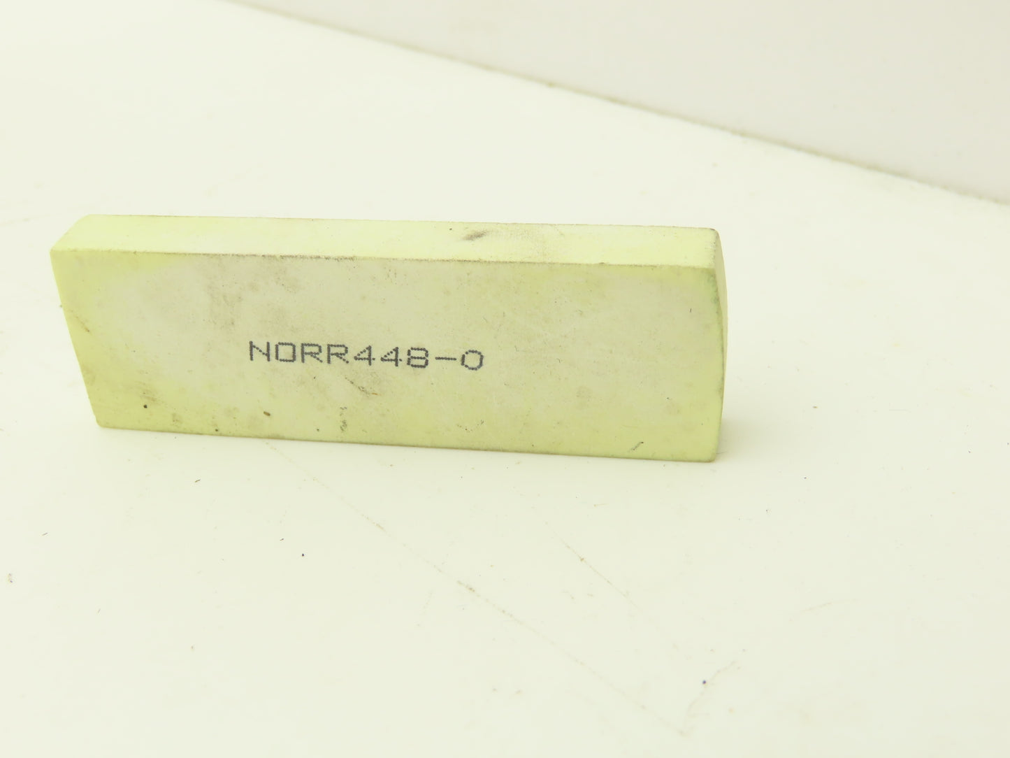 Norton Fine Stone Sharpening/Finishing 20mm x 8mm x 64mm Rounded End Lot of 250