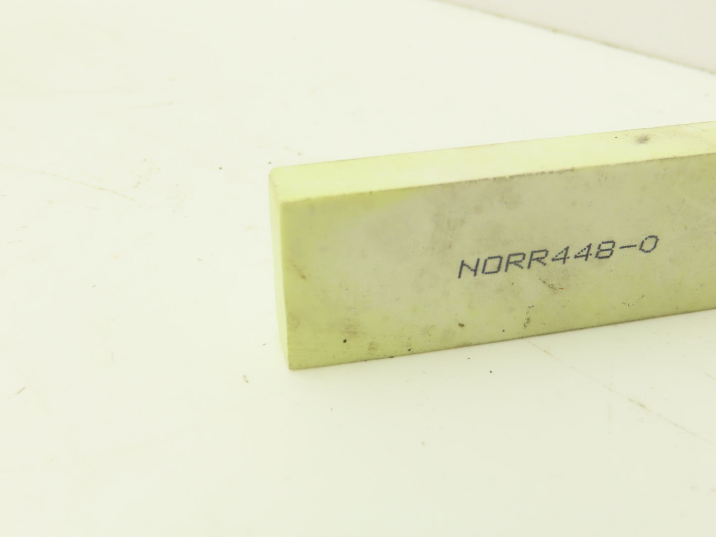 Norton Fine Stone Sharpening/Finishing 20mm x 8mm x 64mm Rounded End Lot of 250