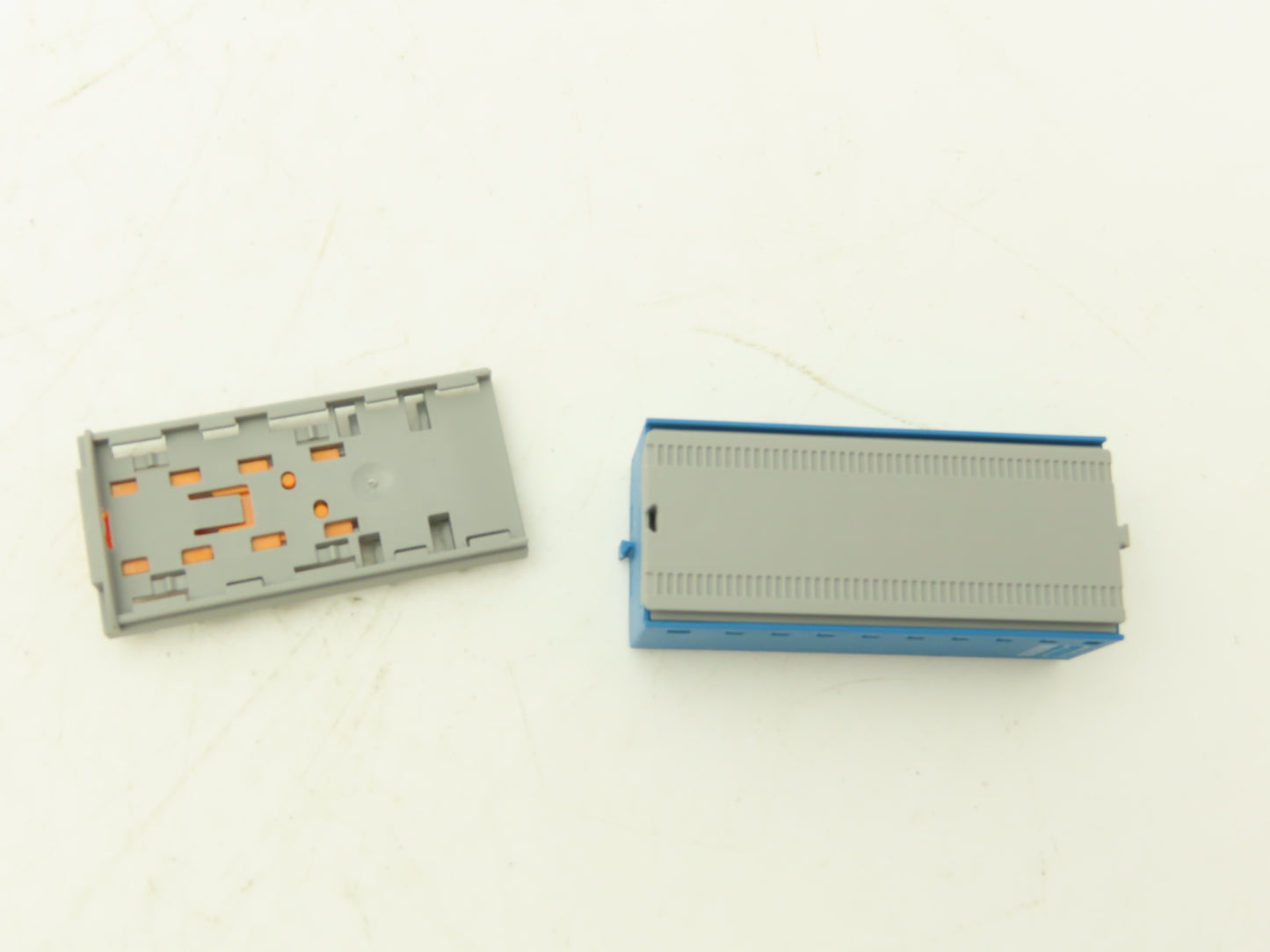 Phoenix Contact PTFIX-NS15/35 Terminal Block Blue 10 Wire 10mm² to 4mm² Lot of 7