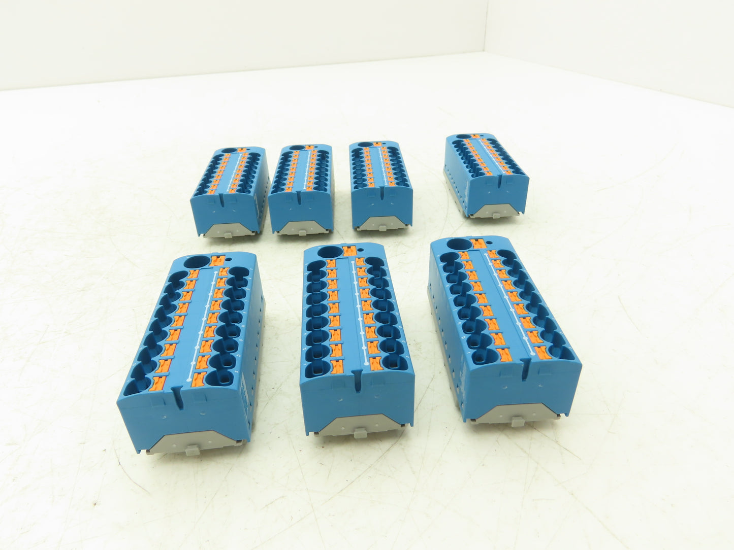 Phoenix Contact PTFIX-NS15/35 Terminal Block Blue 10 Wire 10mm² to 4mm² Lot of 7