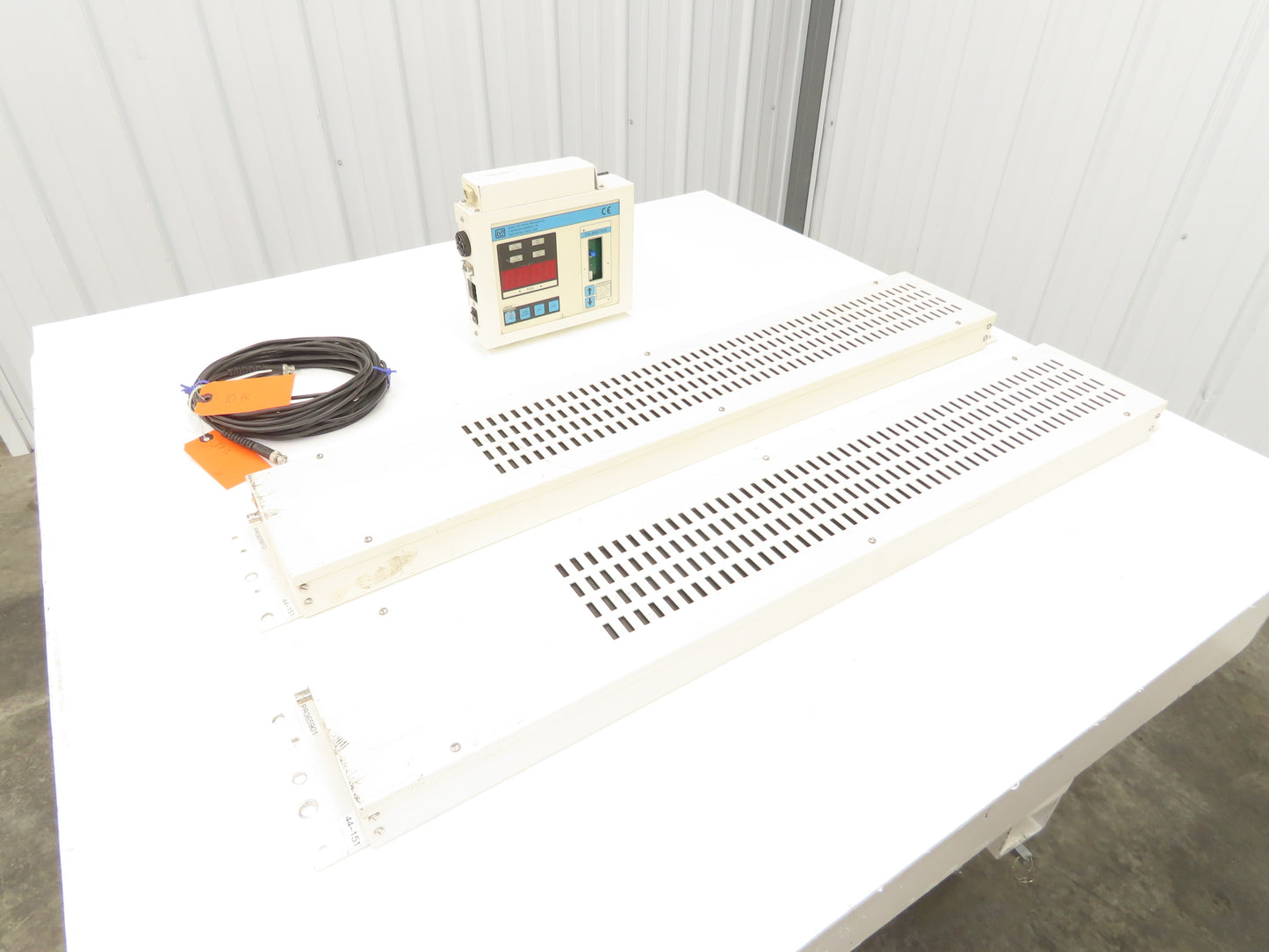 Ludlum 375P-336 Digital Area Monitor Radiation Scintillator Detector Set 40"H