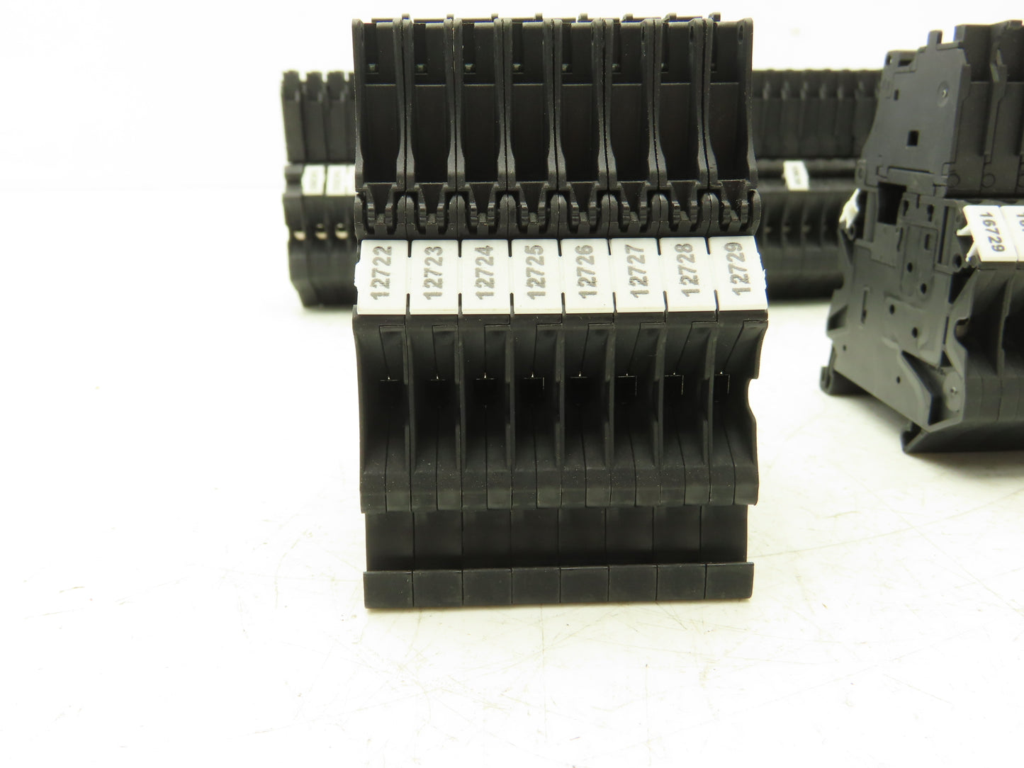 Eaton UT 4-FB Fused Terminal Block LED Indicator 4mm² 250V Lot of 180