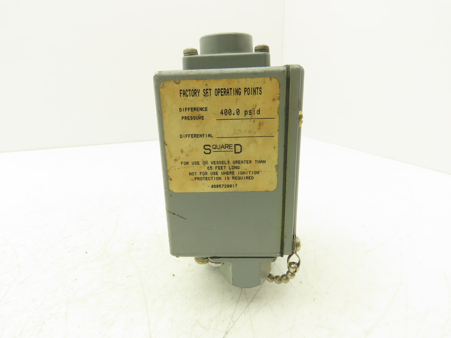 Square D 9012 GJW-1 Differential Pressure Switch 15-825 PSI Difference Ser C