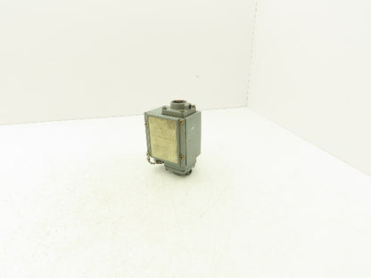 Square D 9012 GJW-1 Differential Pressure Switch 15-825 PSI Difference Ser C