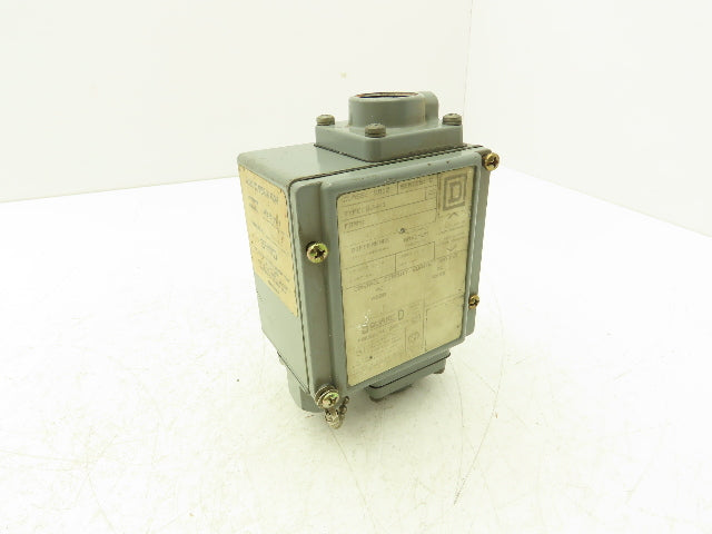 Square D 9012 GJW-1 Differential Pressure Switch 15-825 PSI Difference Ser C