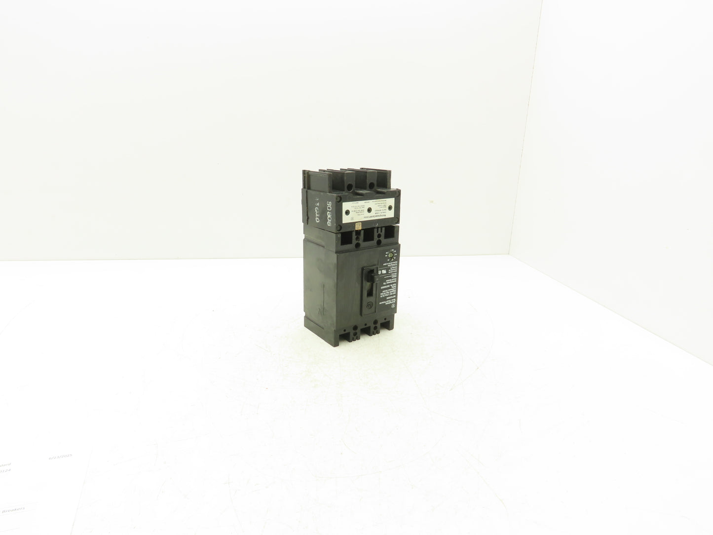 BC110124 MCP13300RC Motor Circuit Protector Breaker 3PH 600VAC With EL3030R