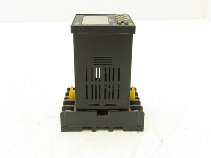 Omron H5CX-L8SD Timer Relay Digital 8 Pin 0.001sec-9999h  24V With P2CF-08 Base