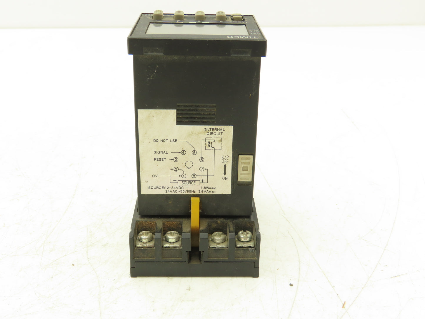 Omron H5CX-L8SD Timer Relay Digital 8 Pin 0.001sec-9999h  24V With P2CF-08 Base