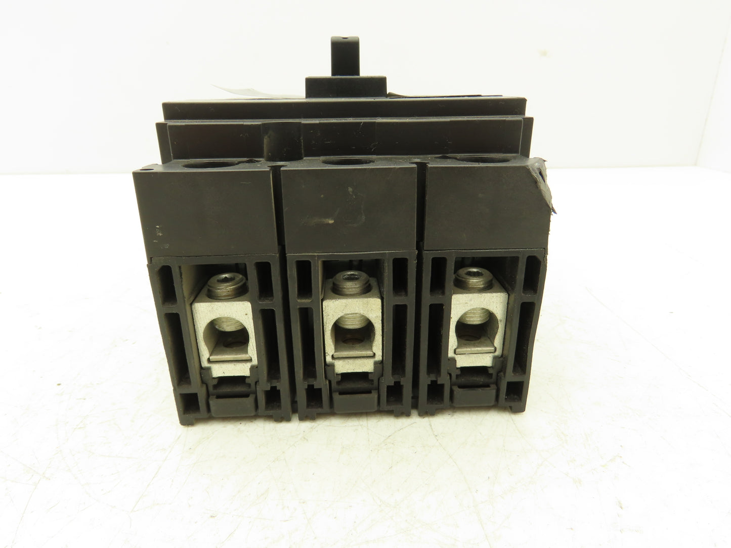 Square D HDL36040 PowerPact Circuit Breaker 40 Amp 3 Pole HD 060 Panel Mount