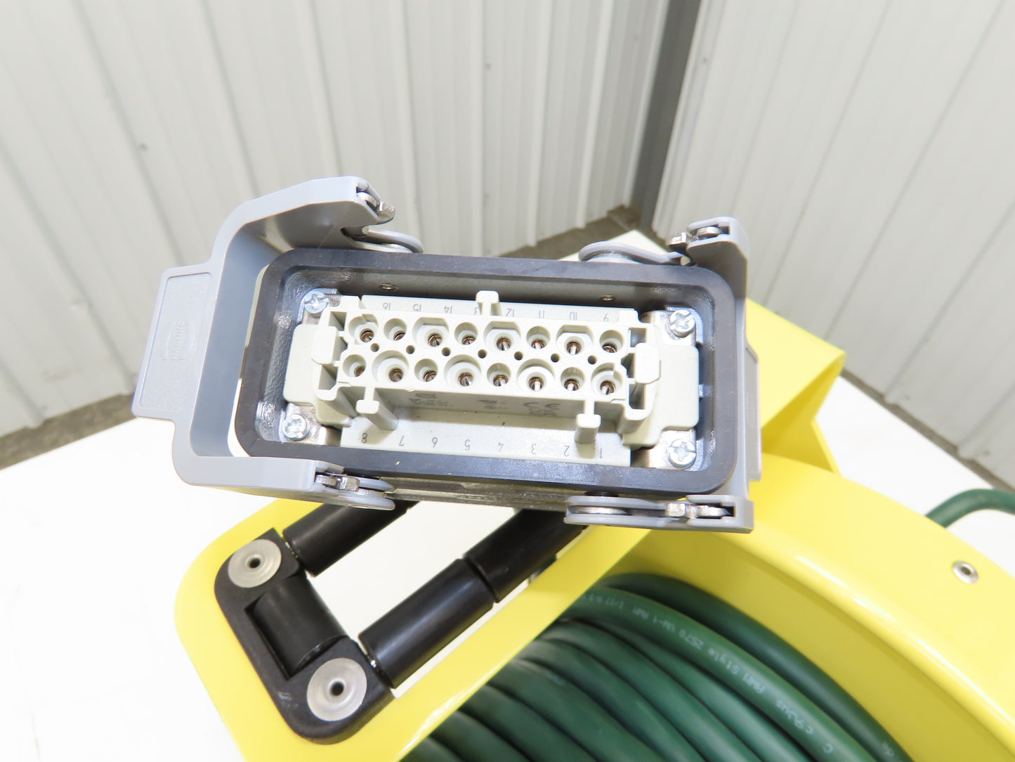 Conductix Retractable Power Cable Reel 12 Conductor 16 Gauge 75' Igus Wire