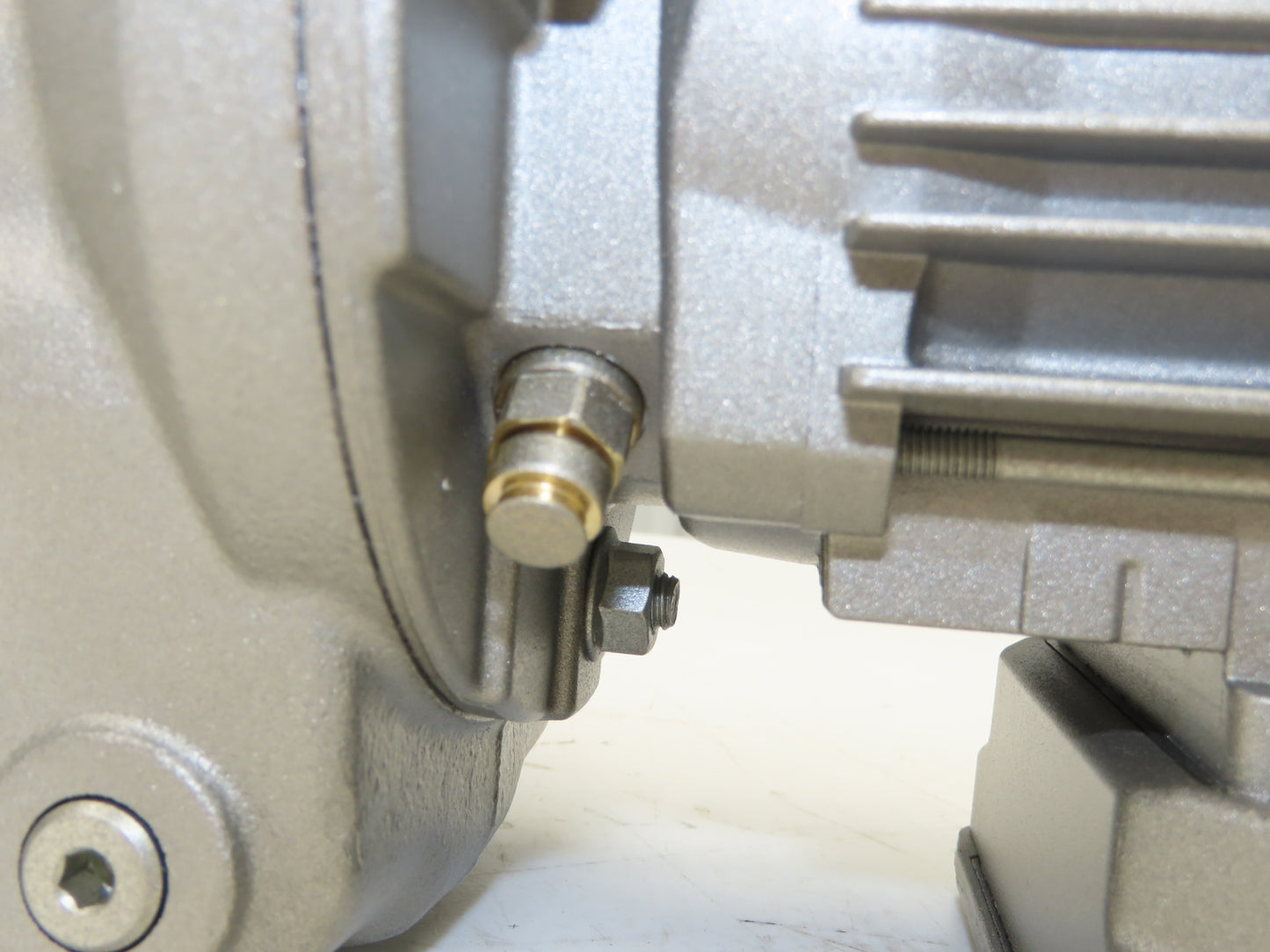 Sew Eurodrive KT47 DRN71M4 Gearmotor 21.81 Ratio .5Hp 230/460V 3PH 79rpm 90L