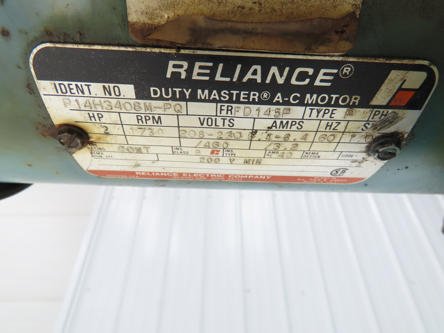 Reliance 140CG28A Master XL Gearmotor 162:1 Ratio 2Hp 11rpm RH 145TC 230/460 3PH