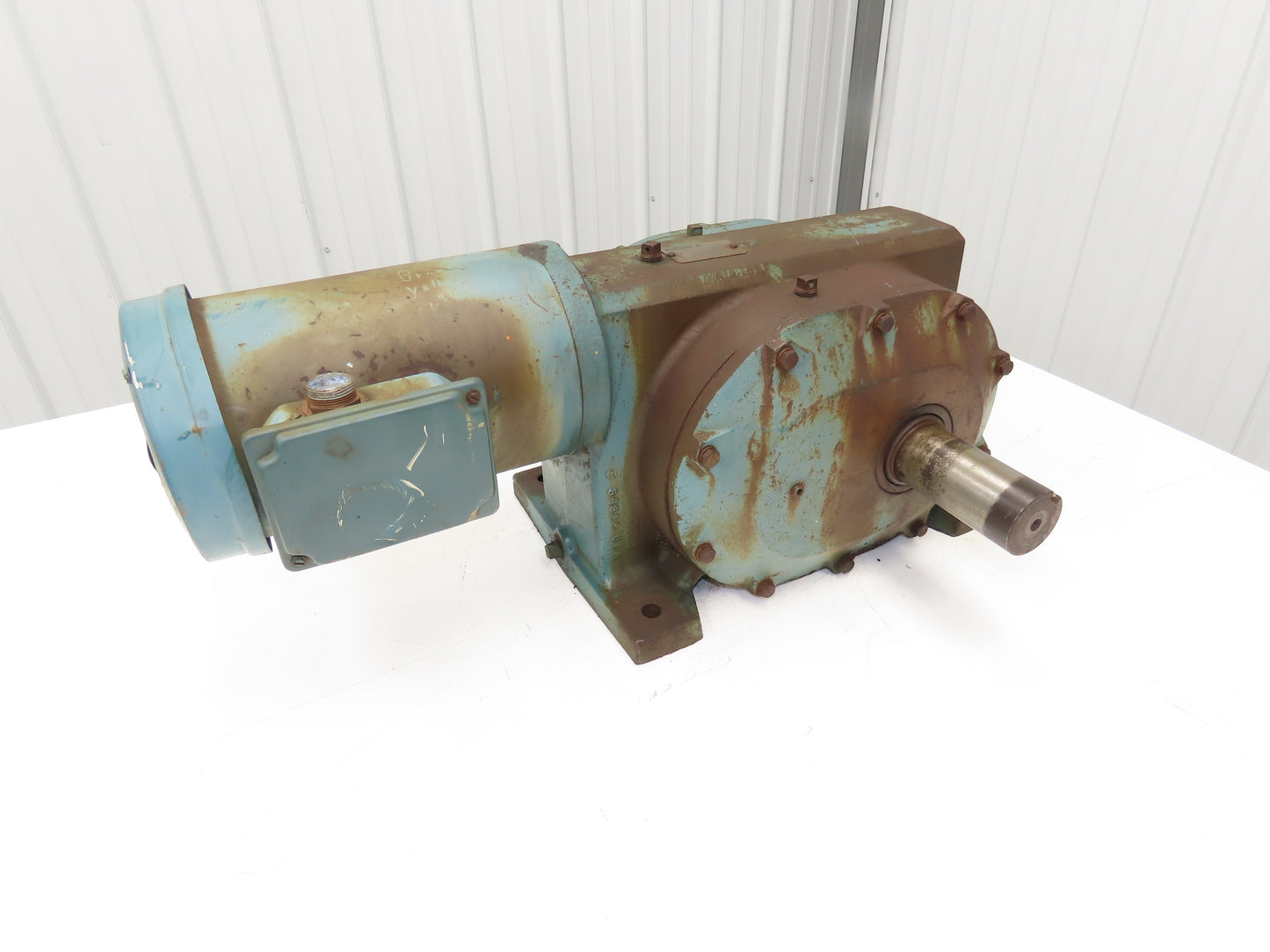 Reliance 140CG28A Master XL Gearmotor 162:1 Ratio 2Hp 11rpm RH 145TC 230/460 3PH