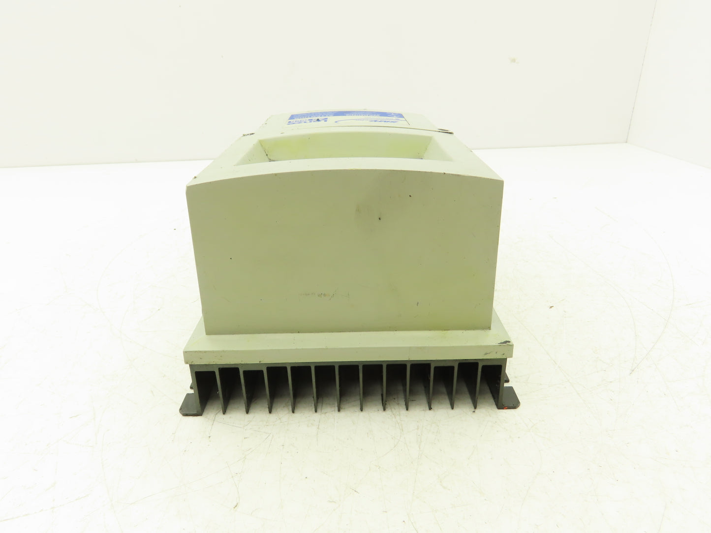 Lenze ESV371N02 SMVector AC Drive Variable Speed Inverter VFD .5Hp 230V 3Ph Read