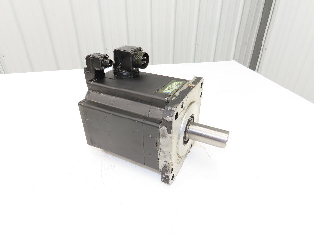 Okuma BL-MC200J-20SNA AC Servo Motor 4kW 2000 RPM 157V 16.2A 3PH With Encoder