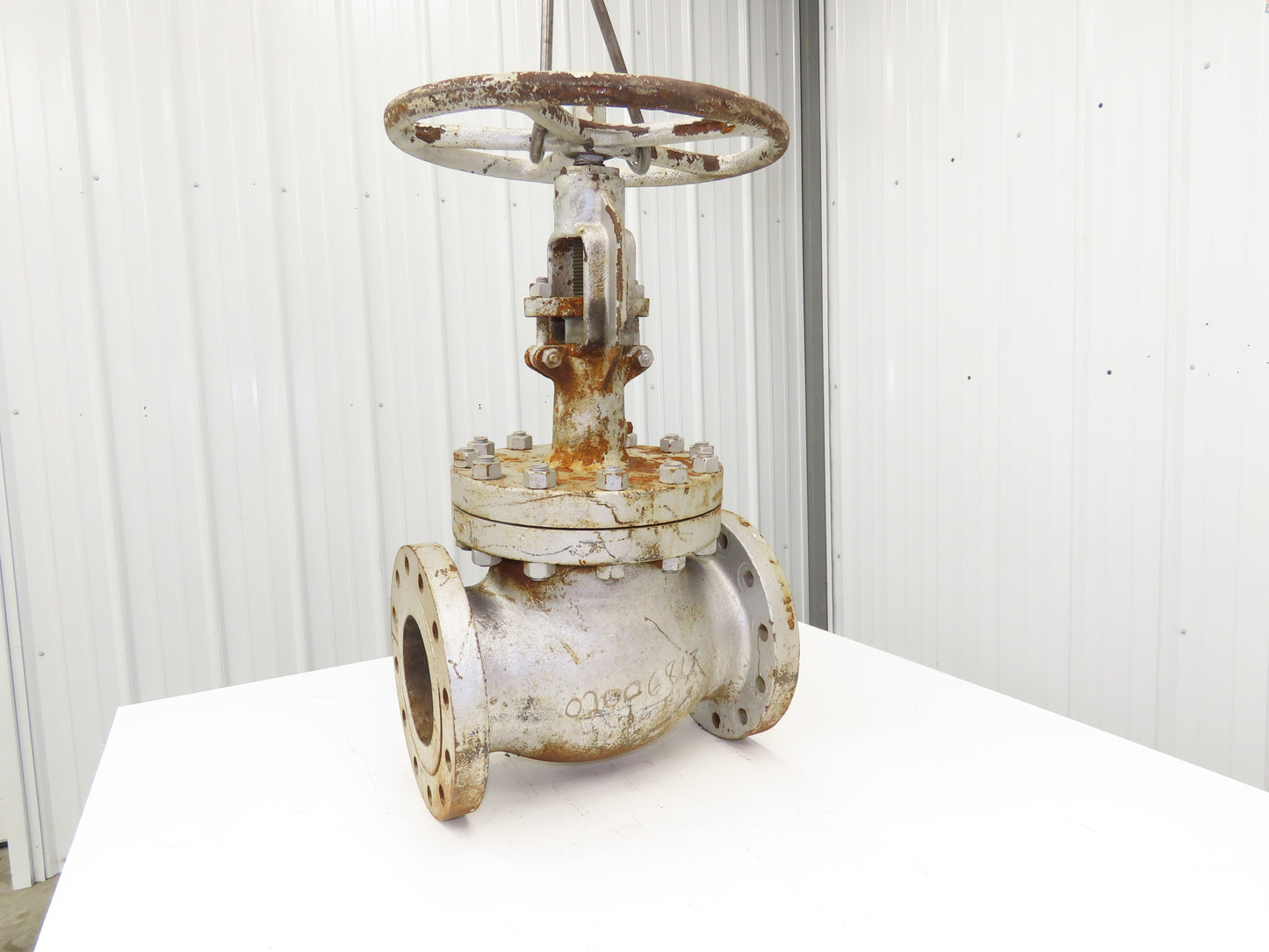 6" Flanged Globe Valve Class 300 Cast Iron Rising Stem 18" Handwheel