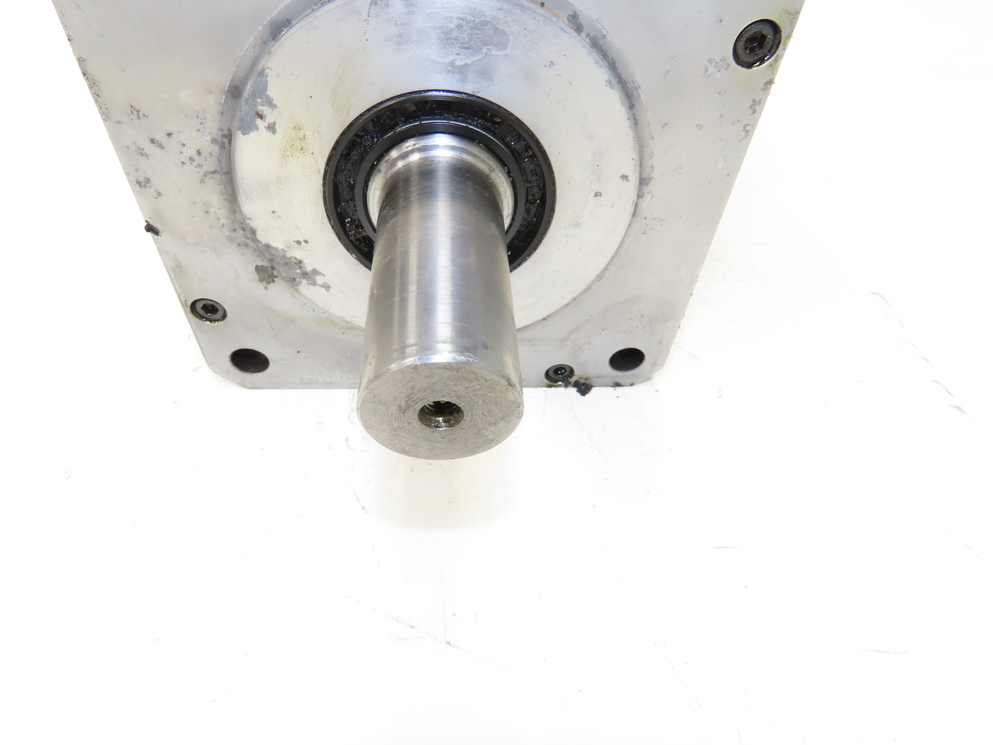 Okuma BL-MC100J-30S AC Servo Motor 3kW 3000 RPM 13.4A 133V 3PH With Encoder