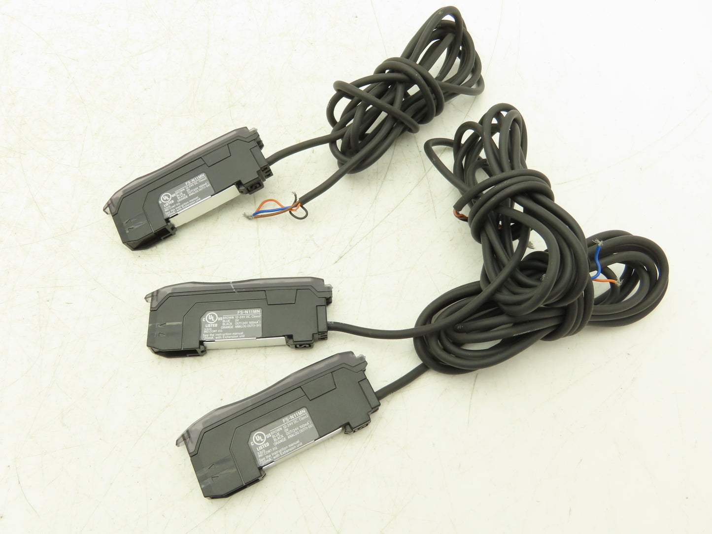 Keyence FS-N11MN Fiber Amplifier Main Unit Cable Type NPN 12-24VDC Lot of 3
