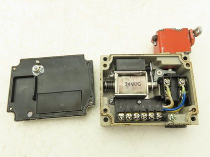 Omron D4BL-2DRG Solenoid Interlock Safety Door Switch 24VDC With Straight Latch