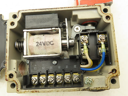 Omron D4BL-2DRG Solenoid Interlock Safety Door Switch 24VDC With Straight Latch