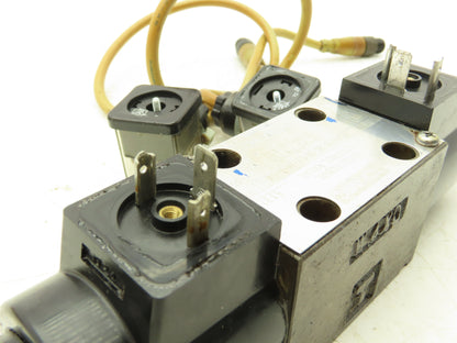Tokimec DG4V-3-2C-M-U1-H-7-54 Directional Control Double Solenoid Valve 4/3 24V
