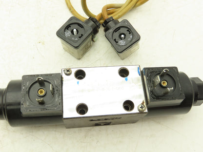 Tokimec DG4V-3-2C-M-U1-H-7-54 Directional Control Double Solenoid Valve 4/3 24V