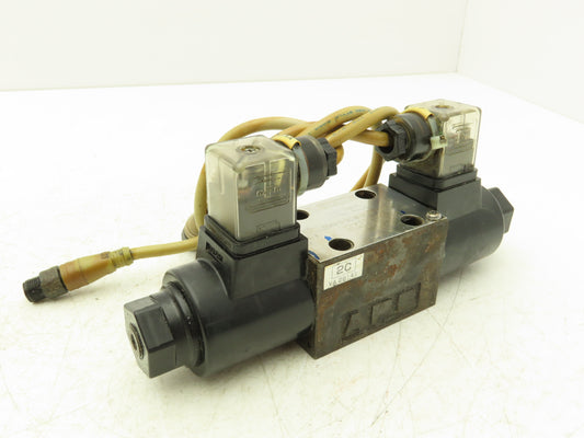 Tokimec DG4V-3-2C-M-U1-H-7-54 Directional Control Double Solenoid Valve 4/3 24V