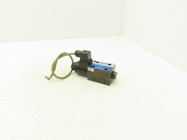 Tokimec DG4V-3-2A-M-U1-H-7-54 Directional Control Double Solenoid Valve 3/2 24V