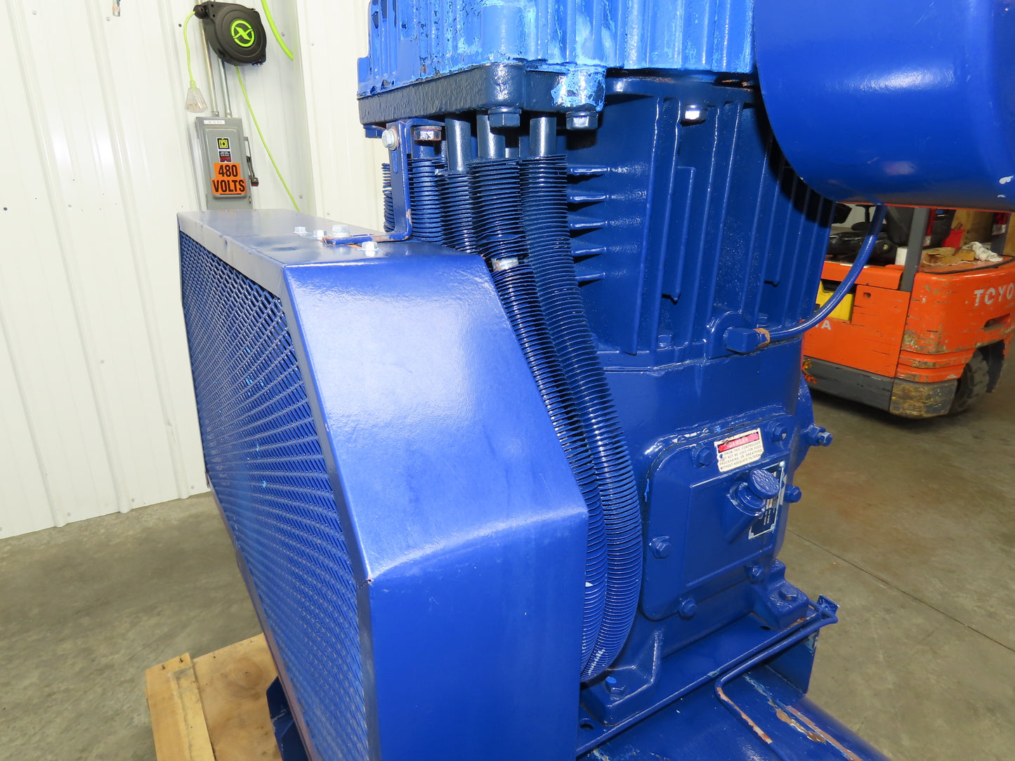 Quincy 350 Piston Air Compressor Pump 36CFM 175PSI 10Hp 230/460V 120G Tank