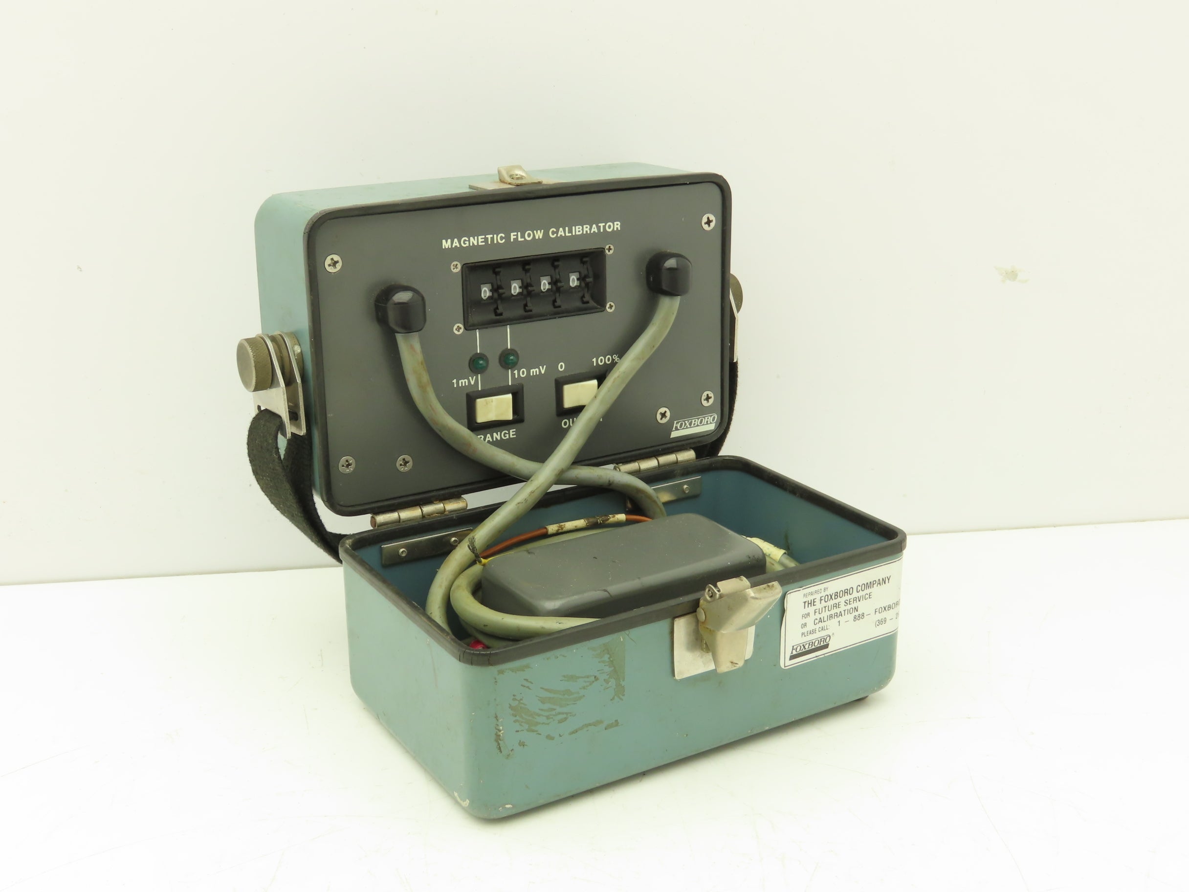 Foxboro 896 CAL Magnetic Flow Calibrator 1-10mV With Mechanical Dial C ...