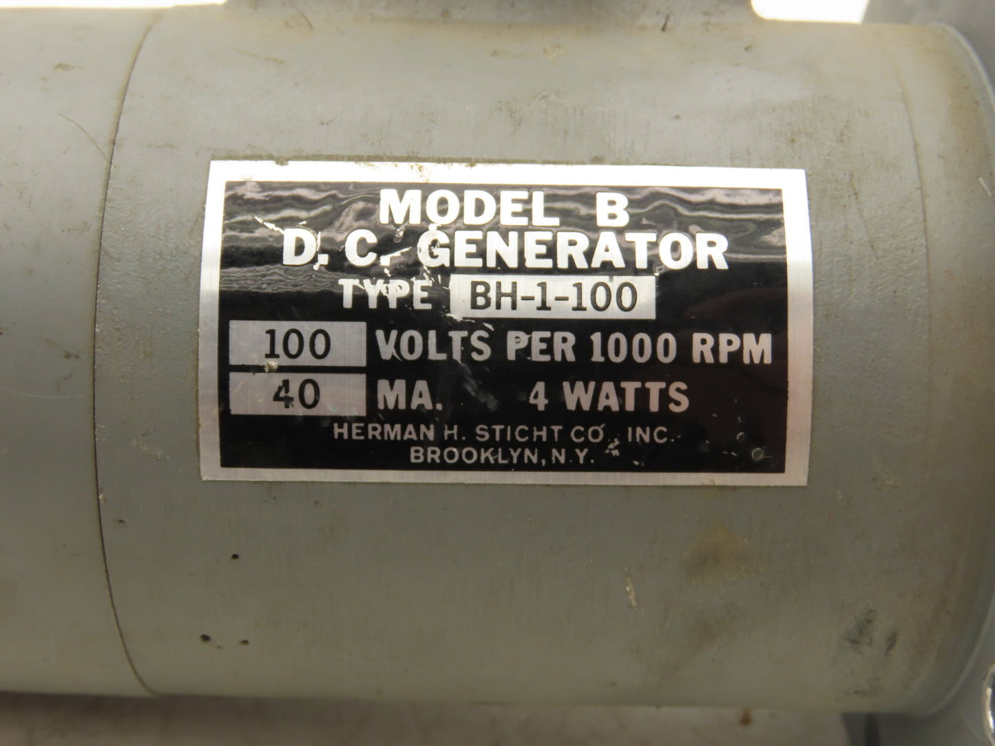 Herman Sticht BH-1-100 Model B DC Tachometer Voltage Generator 40MA 100V/1000RPM