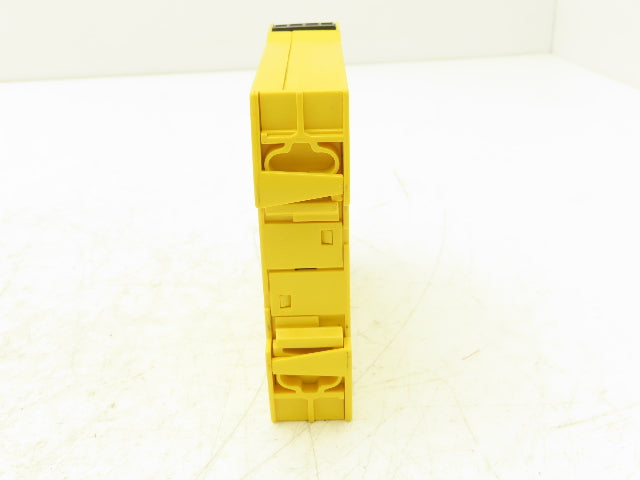 Sick UE48-30S3D2 6025097 Safety Relay 24VDC 2.6W/ 5VA Din Rail Mount