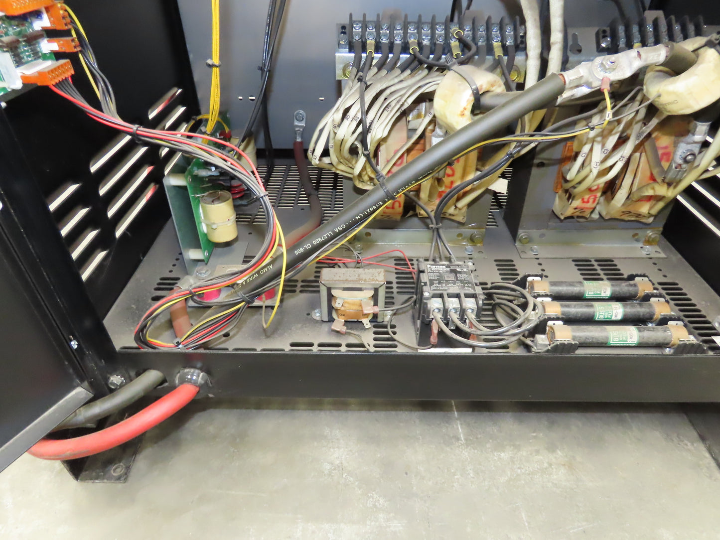 Douglas LP3B12 Legacy Forklift Battery Charger 24V 750Ah 135A 208/240/480V 3Ph