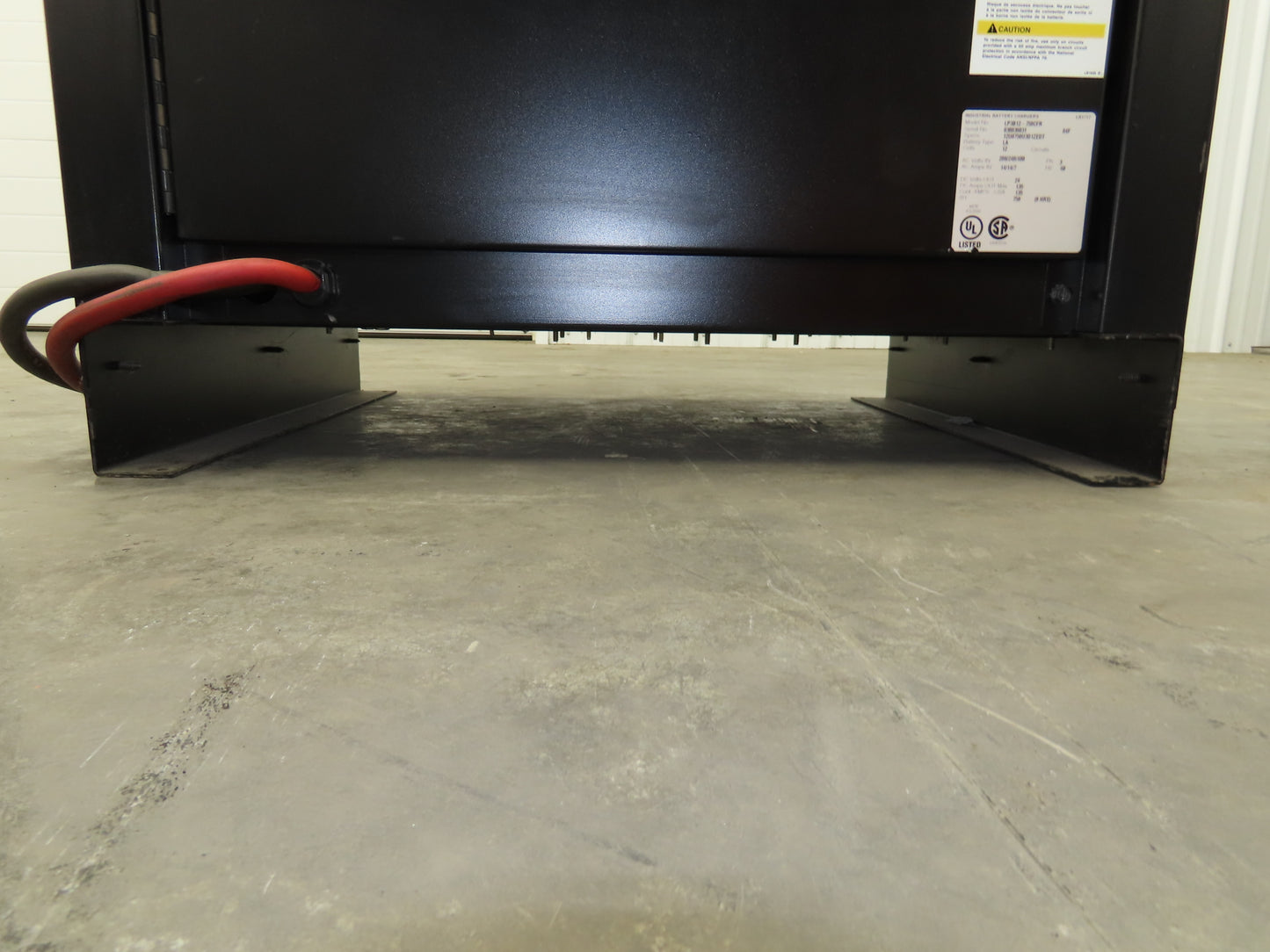 Douglas LP3B12 Legacy Forklift Battery Charger 24V 750Ah 135A 208/240/480V 3Ph