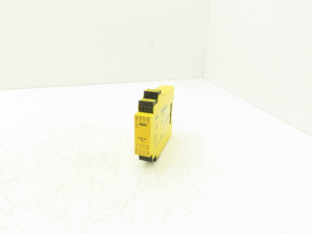 Sick FX3-XTI084002 Flexi Soft Safety Controller 1044125 24VDC 2.2 W FW V3.10.0