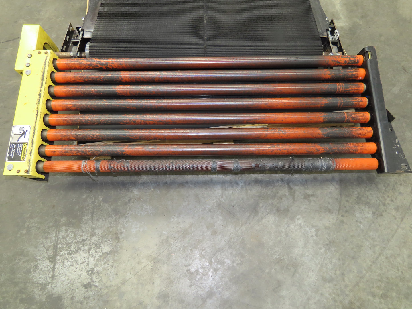 40"W x 48"L Pallet Conveyor 36" Grip Belt with Live Roller On Ramp 3PH 205FPM