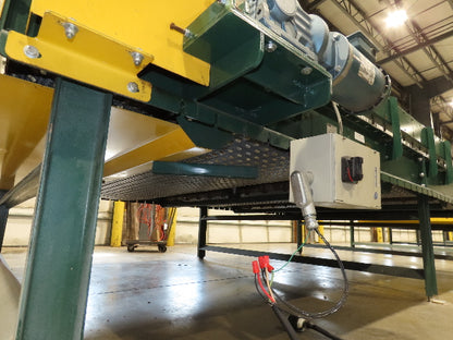 UMD 8' 8"x 15' MatTop Plastic Roller Belt Conveyor 98"BF 3PH Belt Drive 112FPM