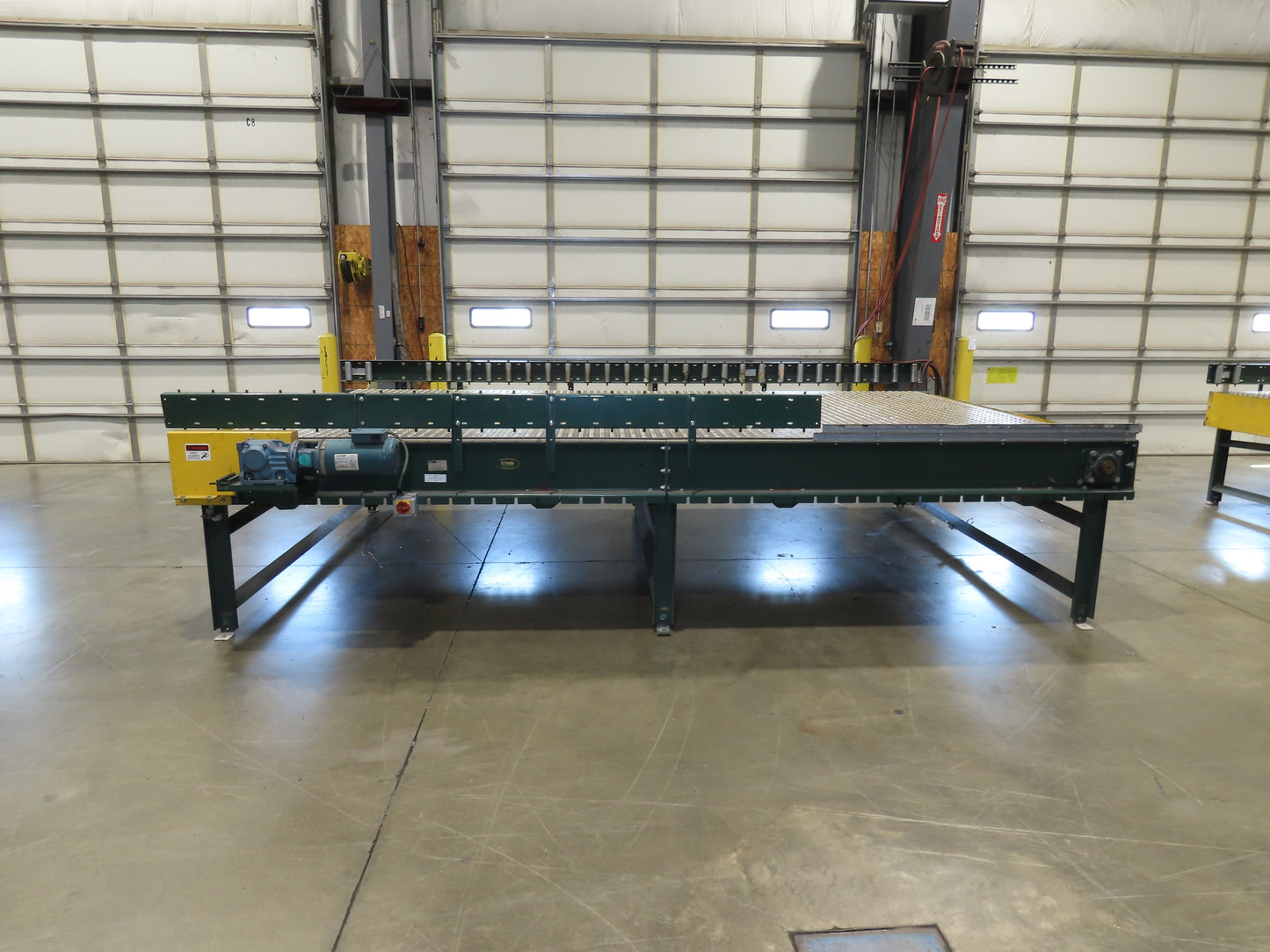 UMD 8' 8"x 15' MatTop Plastic Roller Belt Conveyor 98"BF 3PH Belt Drive 265FPM