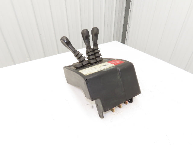 Hyster E50XM-33 Electric Forklift Three Lever Control Unit Lift Tilt Shift