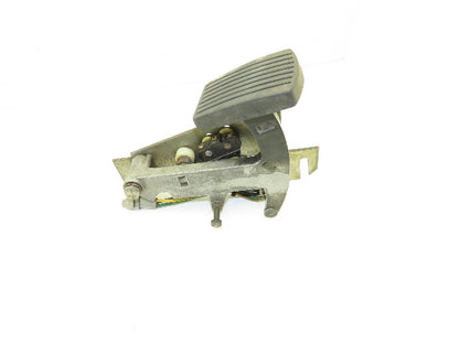 Hyster E50XM-33 Electric Forklift Accelerator Pedal Assembly With Potentiometer