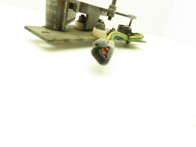 Hyster E50XM-33 Electric Forklift Accelerator Pedal Assembly With Potentiometer