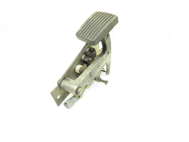 Hyster E50XM-33 Electric Forklift Accelerator Pedal Assembly With Potentiometer